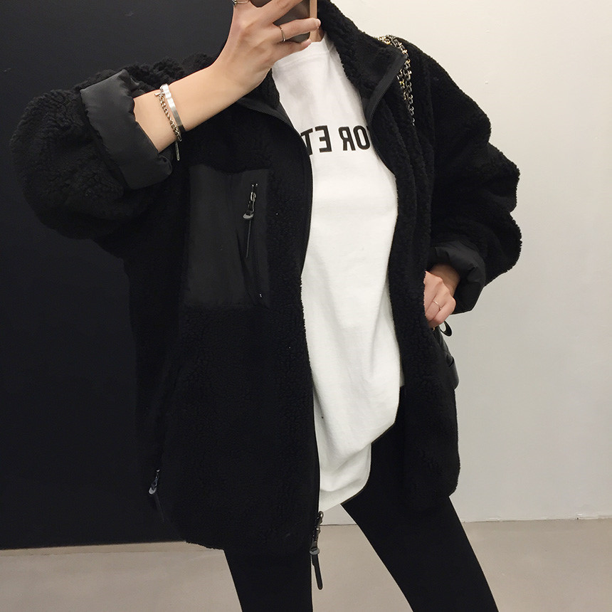 Women's Lamb Wool Coat With Pocket Detail And Stand Collar_voghion.com