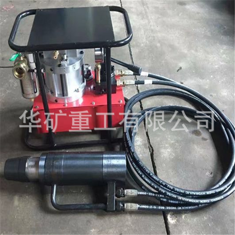 氣動(dòng)張拉機(jī)具01_副本3