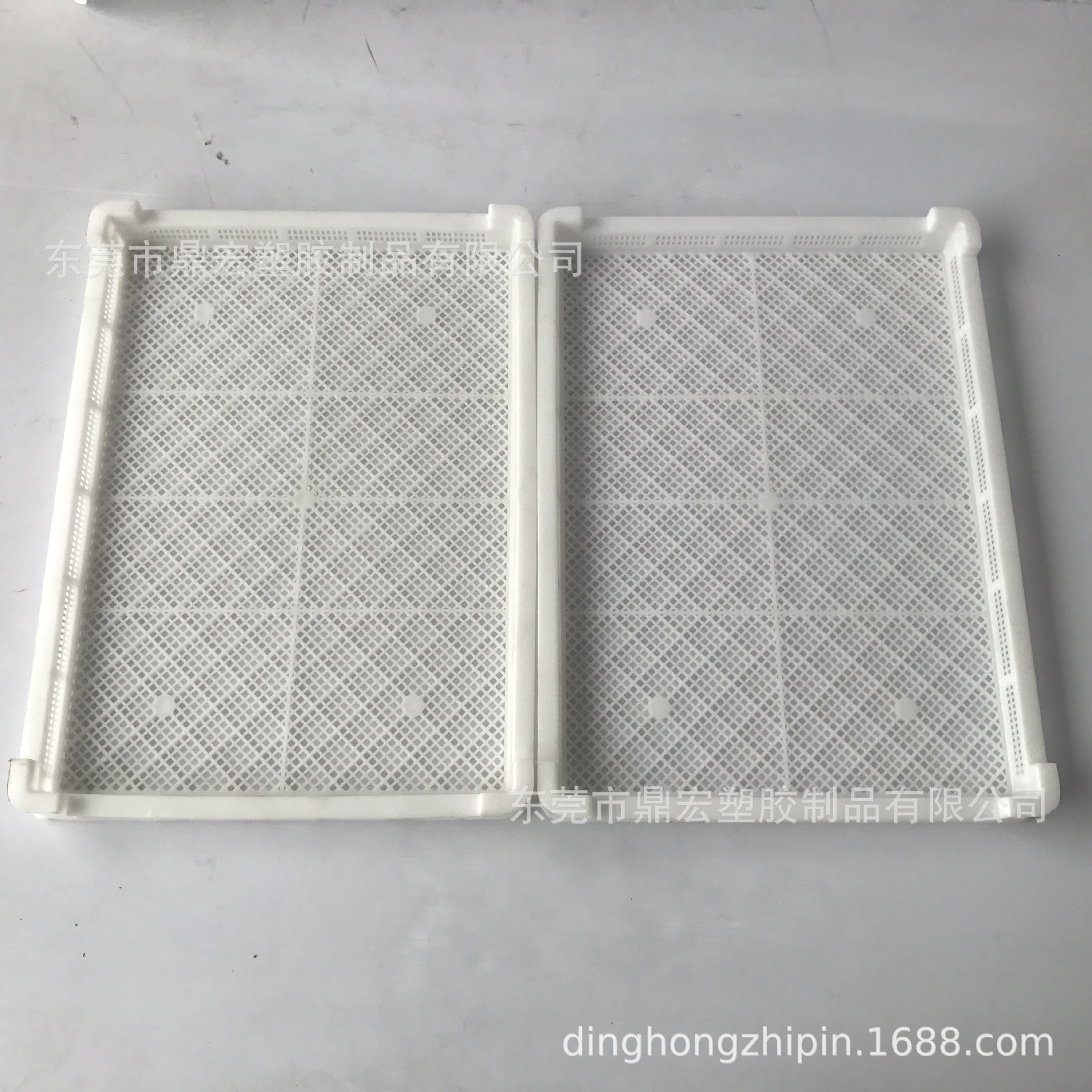 供应新疆塑料网格密眼单冻器 水产食品冷冻盘 干果晾晒塑胶烘干盘