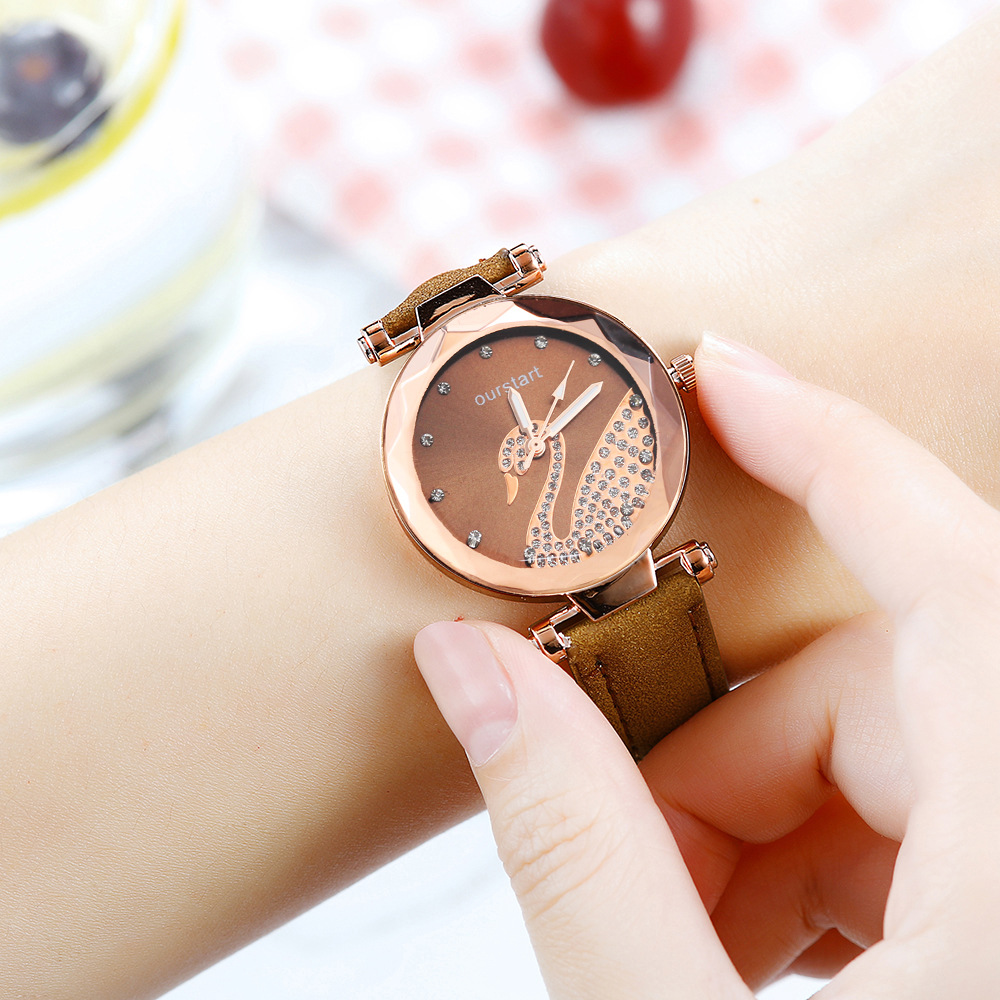 Casual Animal Buckle Quartz Women's Watches display picture 1