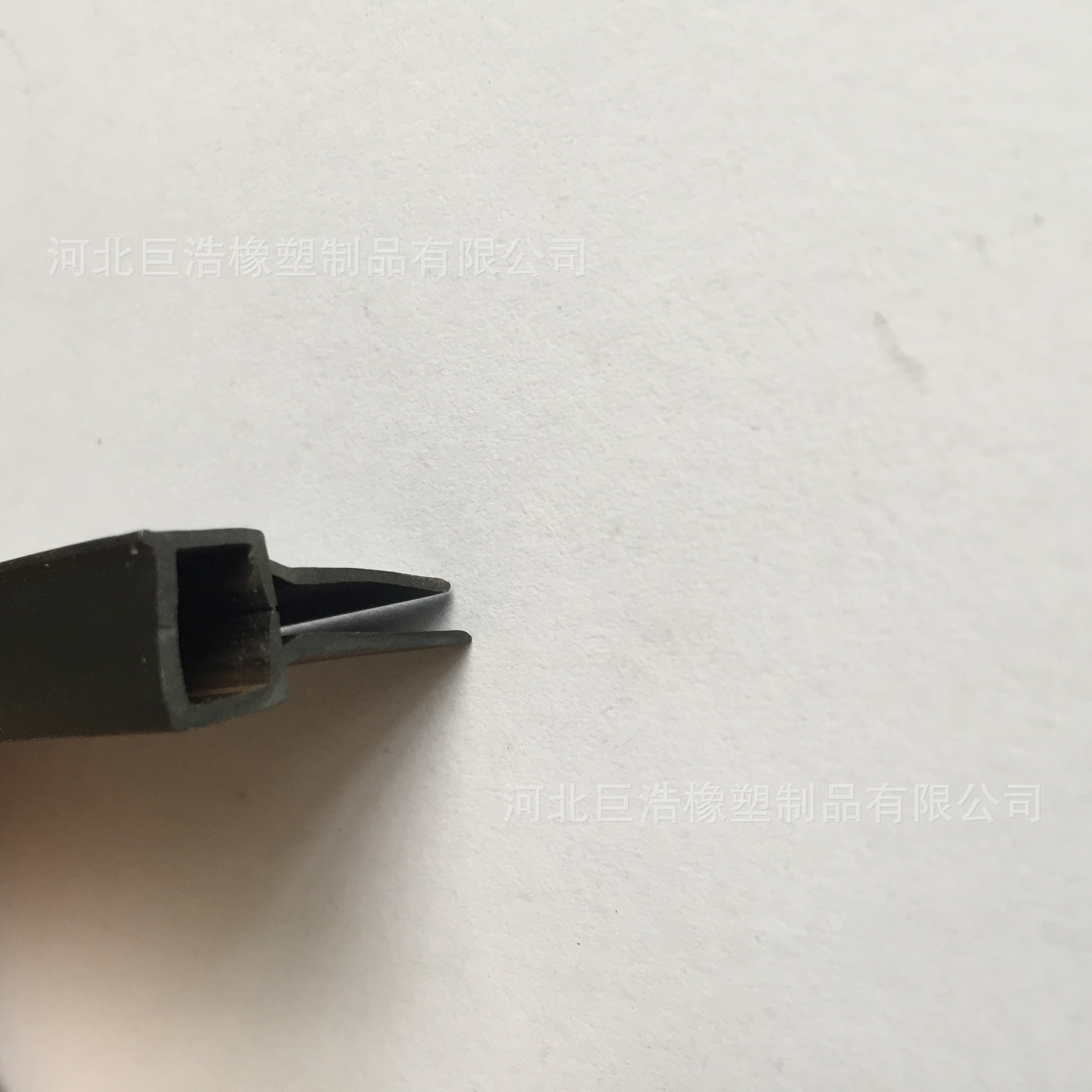 门底条门底部密封条自粘型防尘卧室胶条木门挡条软硬复合