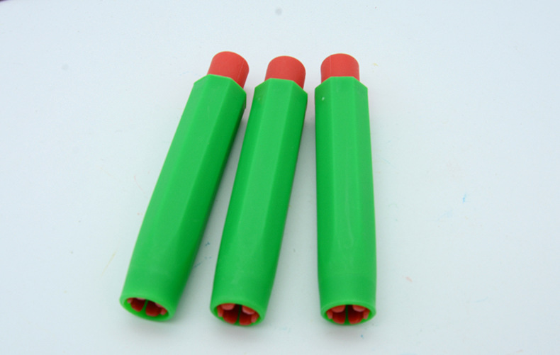 New Non-dirty Hand Teaching Plastic Chalk Cap Chalk Extension Tool Wholesale display picture 3