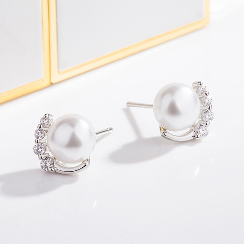 Korean version of Internet celebrity pearl earrings for women with diamonds and zircon pearl earrings, sweet temperament earrings, simple fashion jewelry