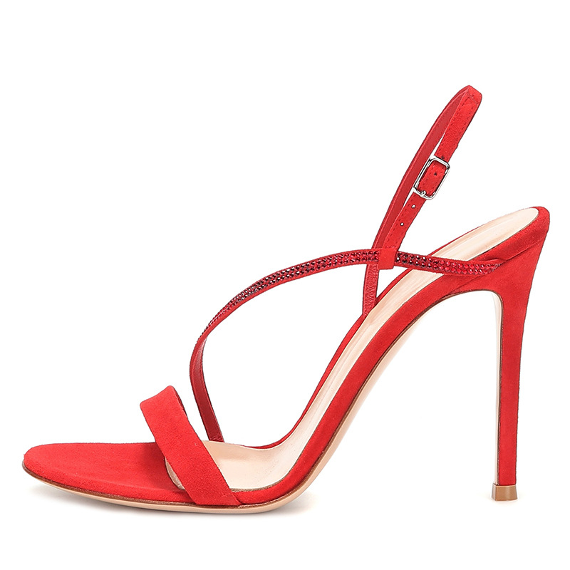 red heels (3).jpeg