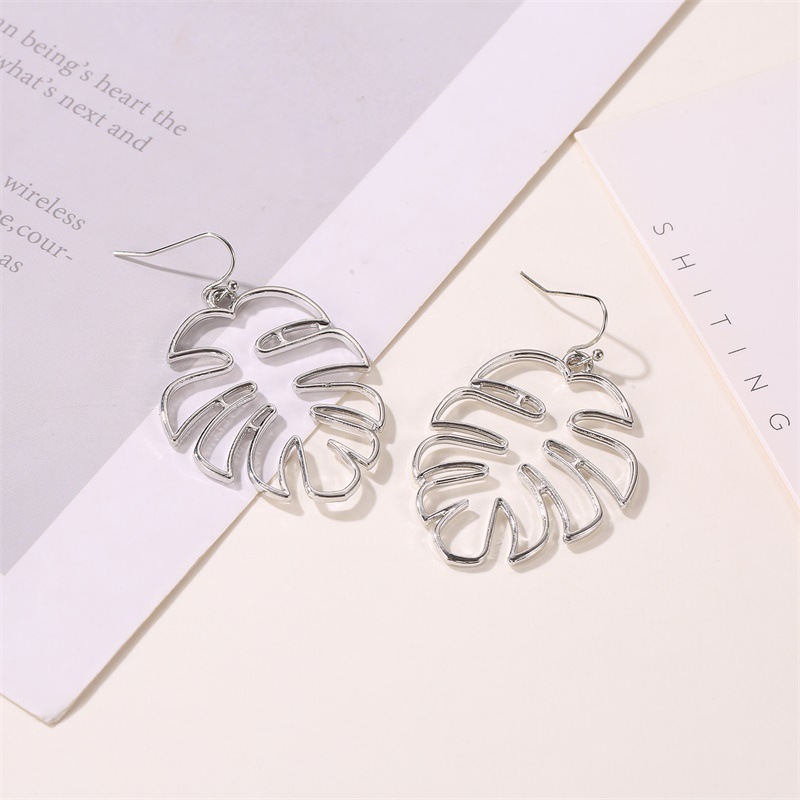 Leaf Pattern Simple Retro Hollow Leaves Earrings Banana Leaf Earrings Female
