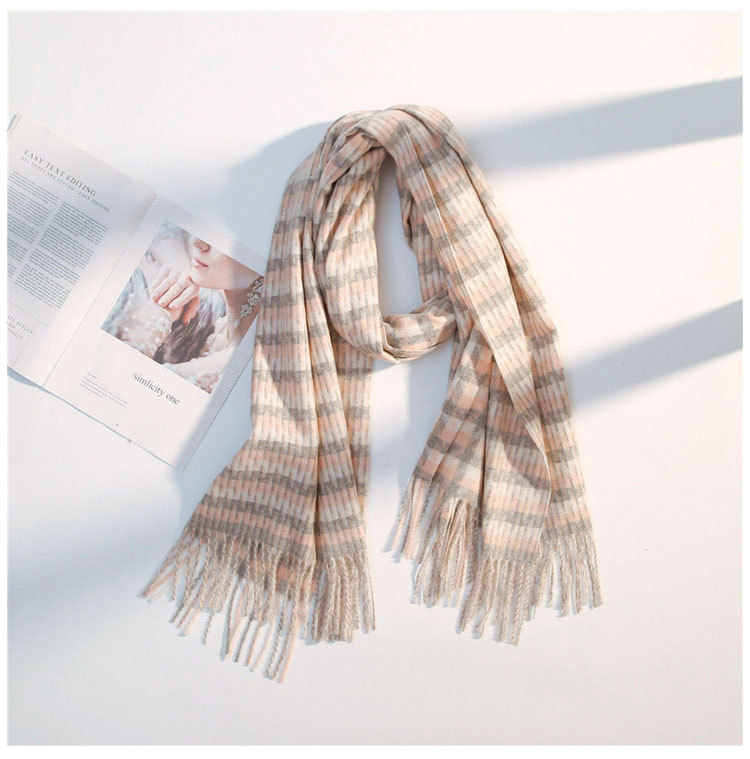 Small Houndstooth Scarf Female Winter Long Imitation Wool Fringed Scarf display picture 10