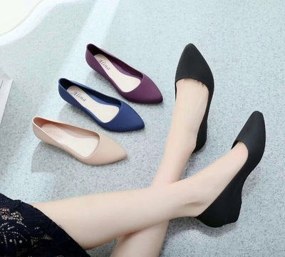 Single shoes With slope Tip new pattern Flat bottom ventilation soft sole comfortable Versatile Women's Shoes wholesale