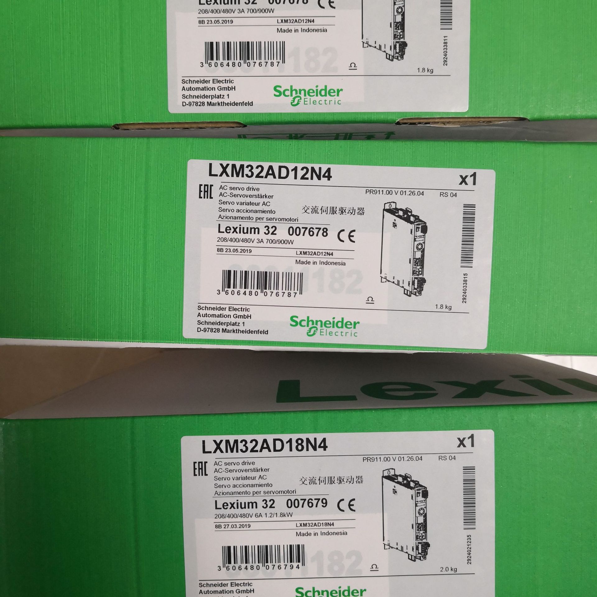 LXM32AD18M2伺服驱动器18A峰值电流 单相220V现货正品原装阿里巴巴