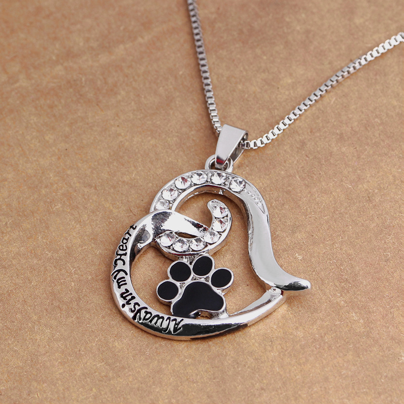 Fashion new love-shaped dog paw diamond lettering necklace