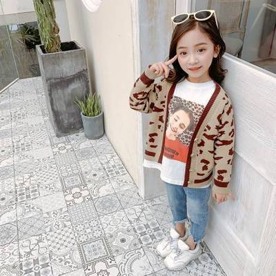 女童豹纹毛衣开衫2019春装新款宝宝外套儿童V领针织开衫男童外套|ru