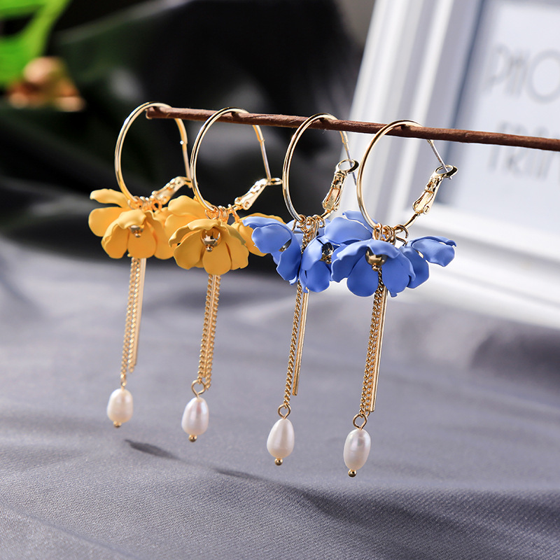 Fashion Pearl Pendant Earrings Wild Long Tassel Flower Earrings Women display picture 3