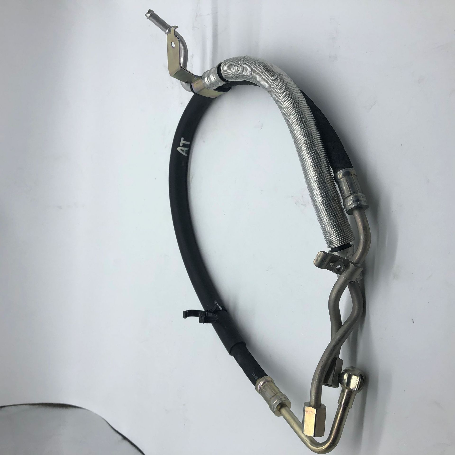Forest man aohu Lishi chipeng and other Subaru special booster pump high pressure tubing steering machine high pressure tube