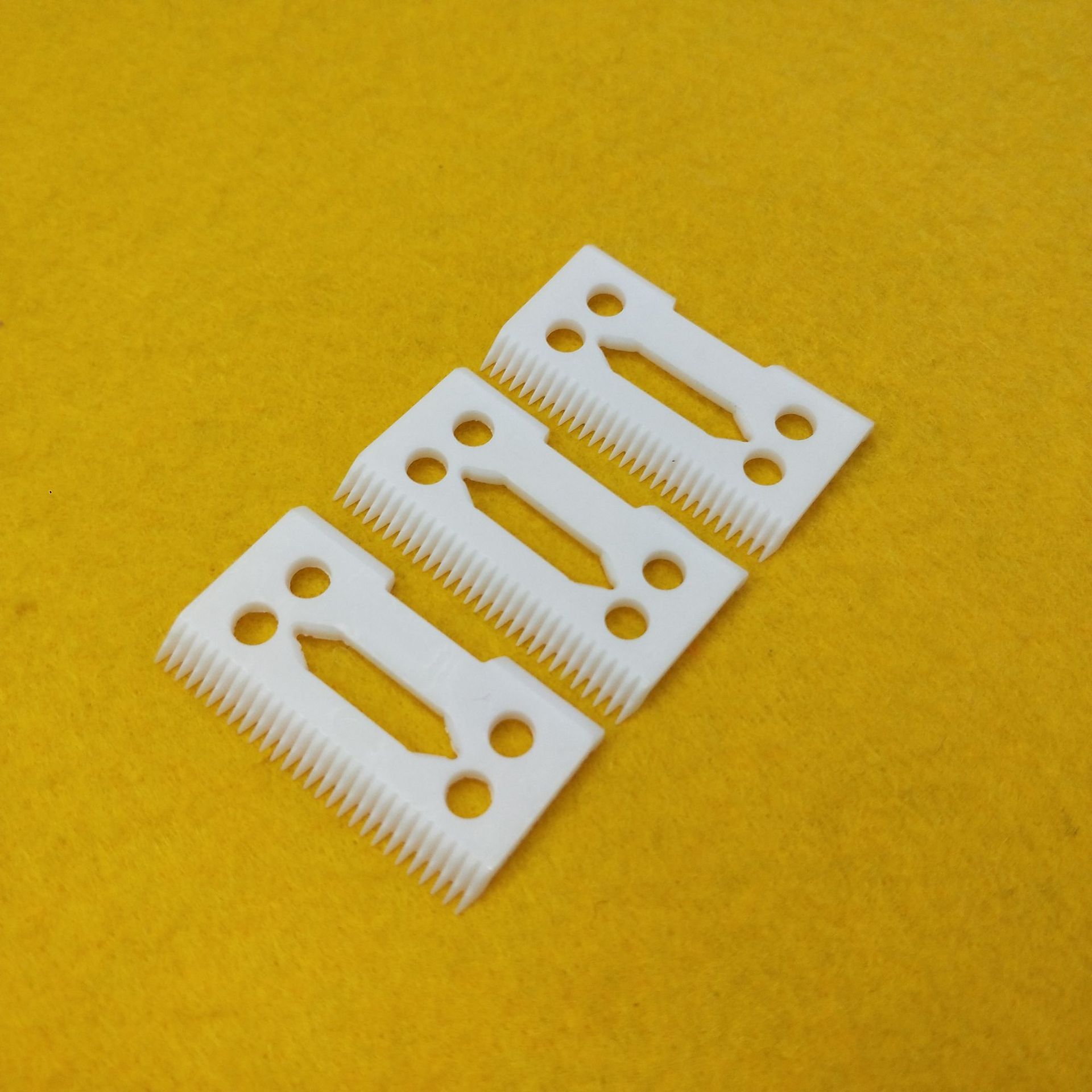 现货白色氧化锆陶瓷 成人宠物 电动推剪 可替换陶瓷刀片