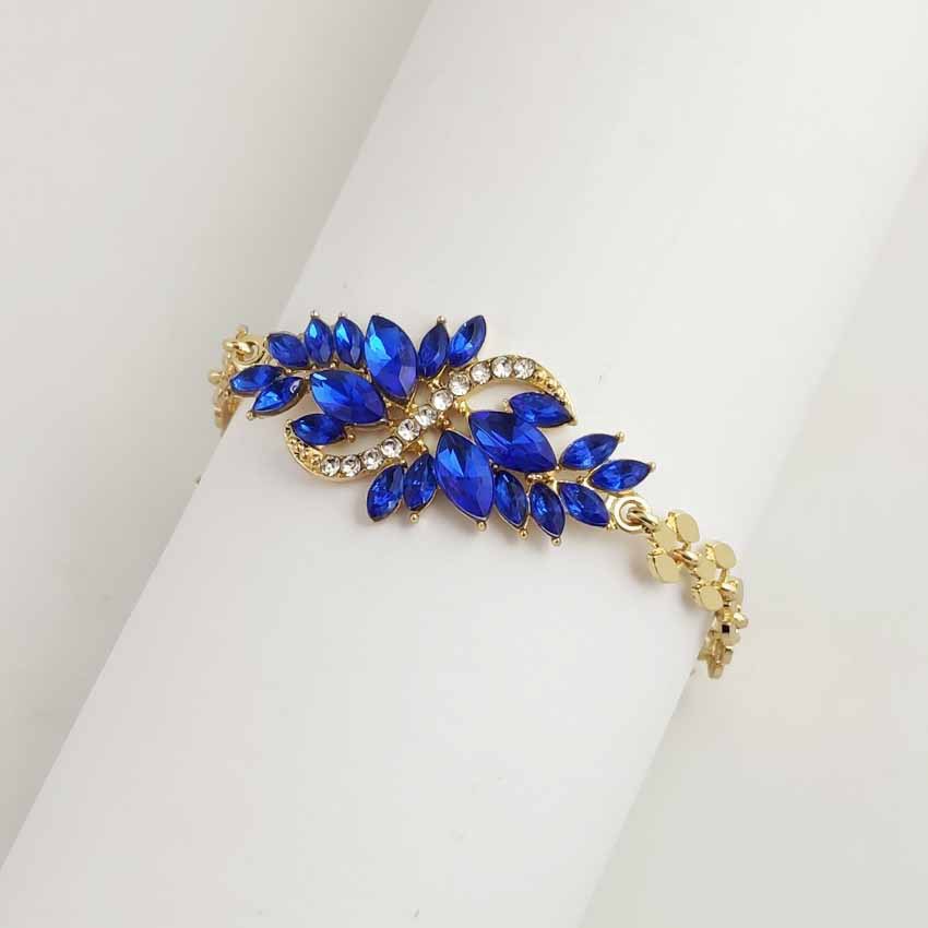 Popular Diamond Inlaid S-Shaped Resin Flower Bracelet