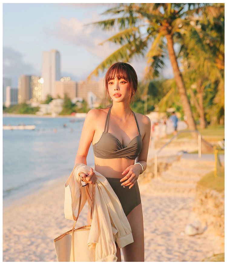 Stylish Bikini 8