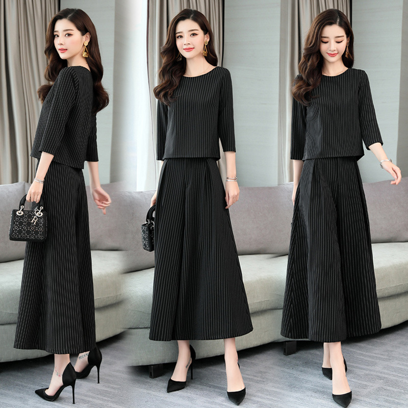 Costume femme en Mélange de fibres chimiques - Ref 3334468 Image 3