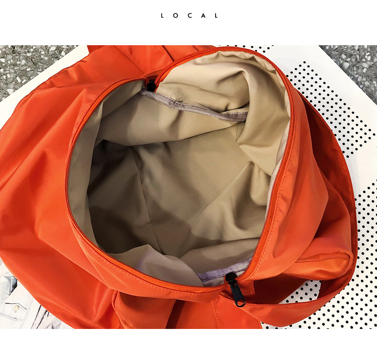 Women's Medium Nylon Canvas Solid Color Basic Zipper Shoulder Bag display picture 26
