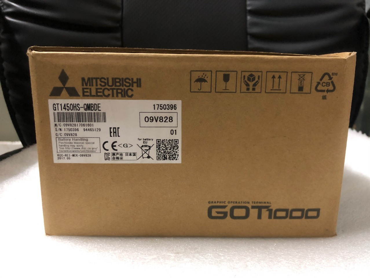 三菱库存手持式触摸屏GT1450HS-QMBDE GT1455HS-QTBDE询价出