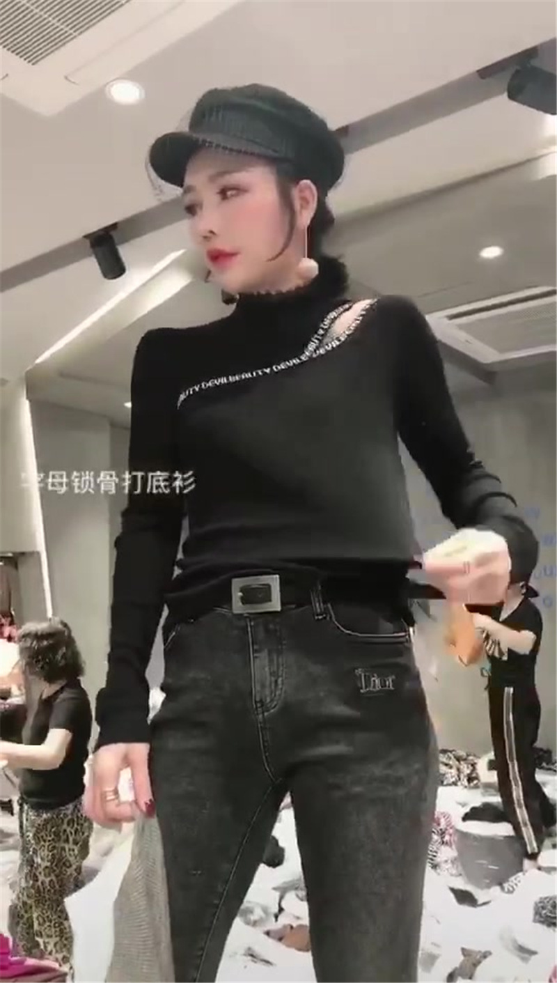 Pull femme en Fibre de polyester Polyester  - Ref 3414845 Image 19