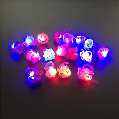 发光玩具儿童创意礼物多款闪光戒指手指灯微商小礼品地摊货源批發