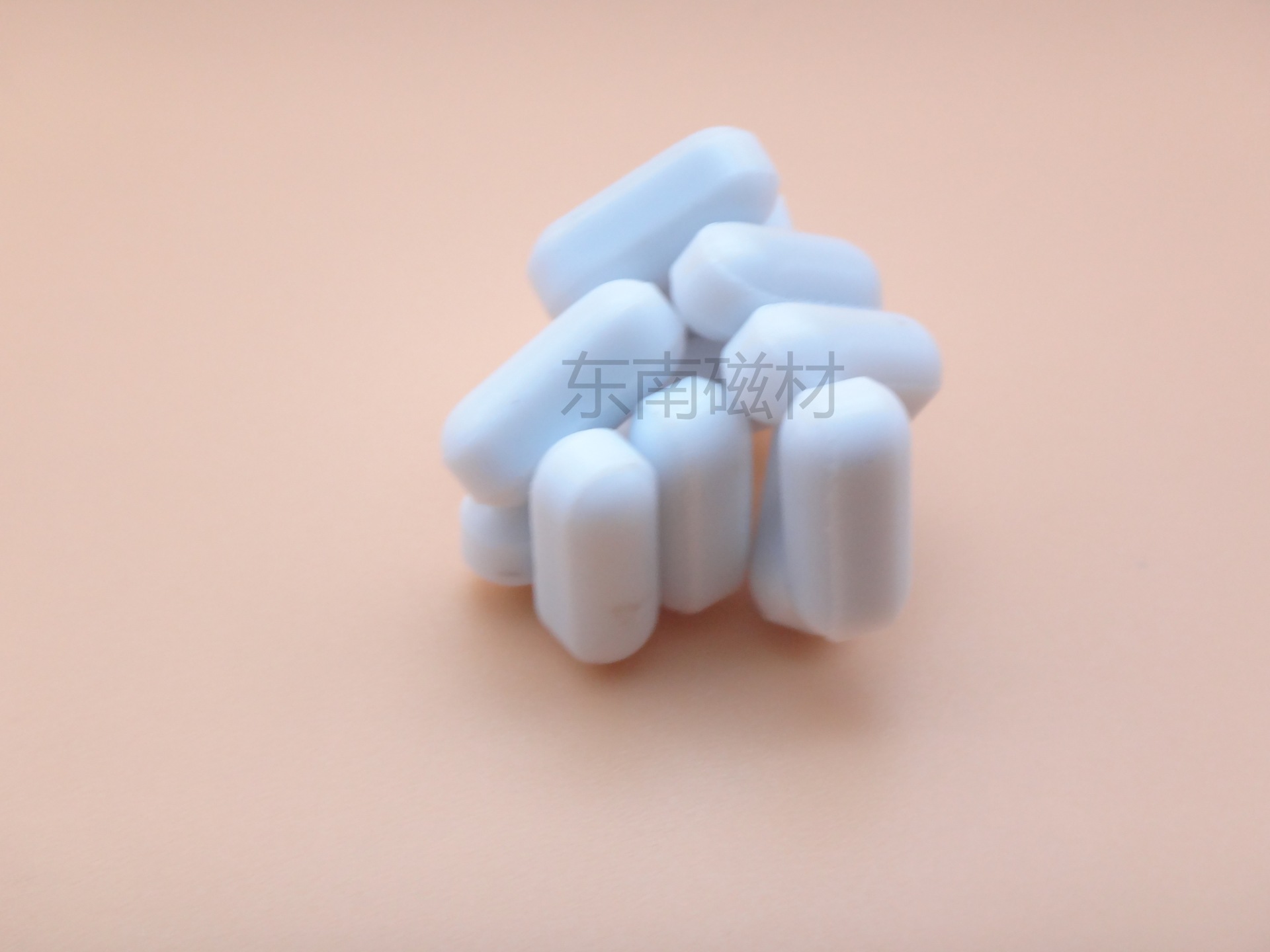 出口品质5×15聚四氟乙烯搅拌子C型圆柱形无轴磁力搅拌子实验仪器