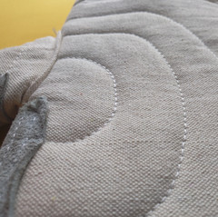 Wholesale Durable Gloves for BBQ Oven Kitchen Baking Heat Insulation Thickened Hand Mitts Canvas Protective Gloves Manufacturer