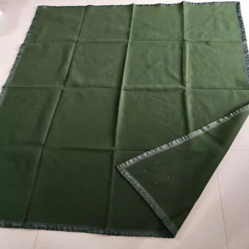 Military green blanket thickened warm camping disaster relief public quilt dark green blanket nap cover blanket manufacturer wholesale