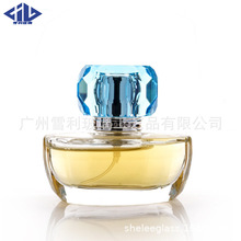 �������ڳ��ײ�����ˮƿ �Ж|����