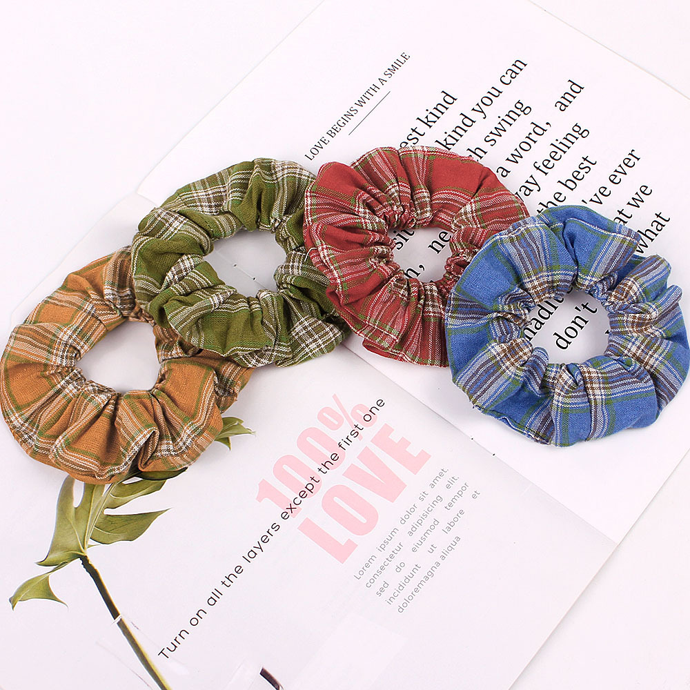 Korean New Fashion And Simple Cheap Scrunchies Wholesale display picture 1