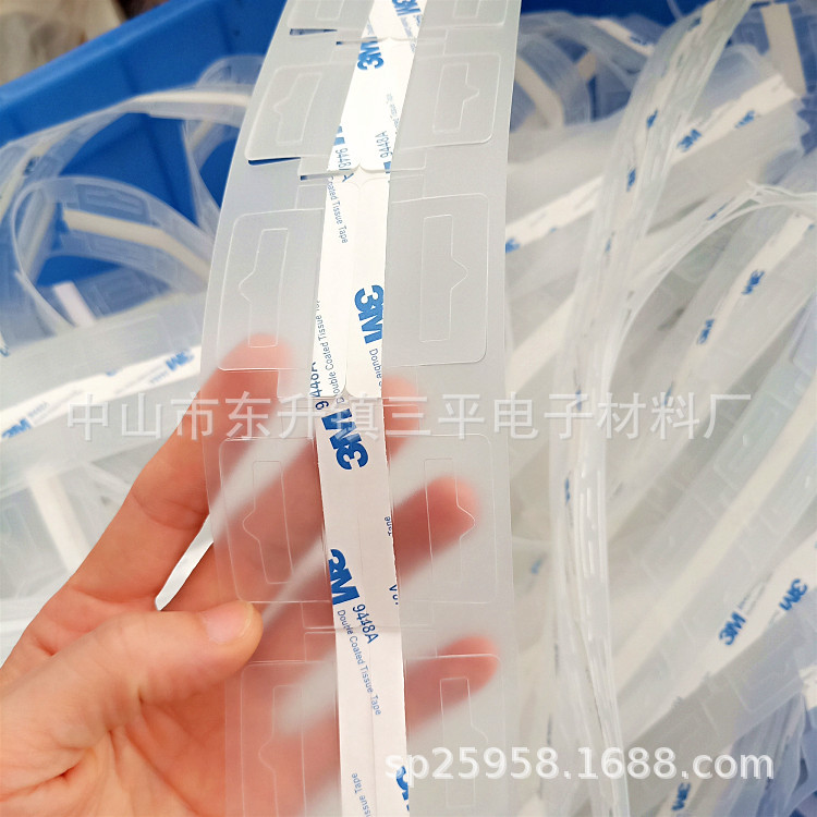 自粘pvc飞机孔挂钩  PET三角孔透明挂钩彩盒玩具配件  塑料挂钩