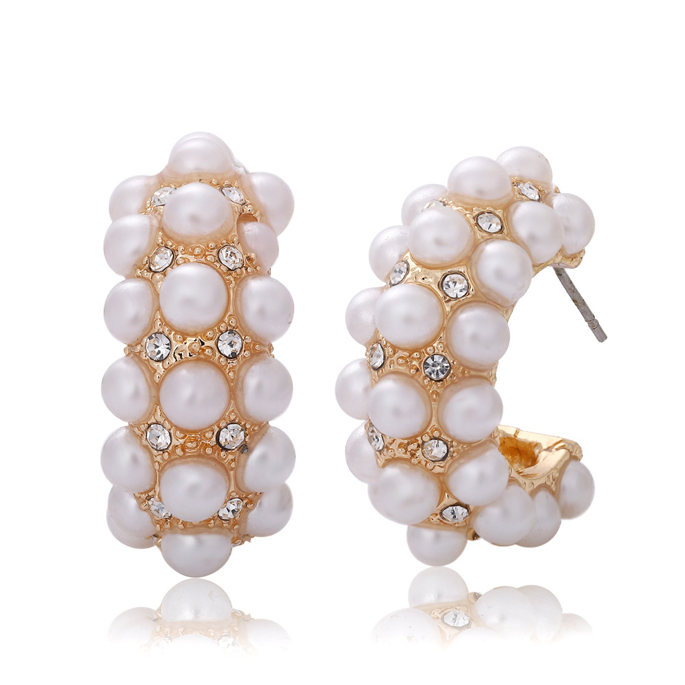 Baub Die Gleiche Legierung Diamant Perlen Ohrringe Mode Einfache Ohrringe Exquisite Kleine Ohrringe Temperament Straßen Klopfen Ohrringe display picture 3