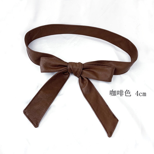 Leather-wrapped belt with fur decoration, PU leather strap, minimalist leather belt with bow detail, suitable for trench coats and overcoats.