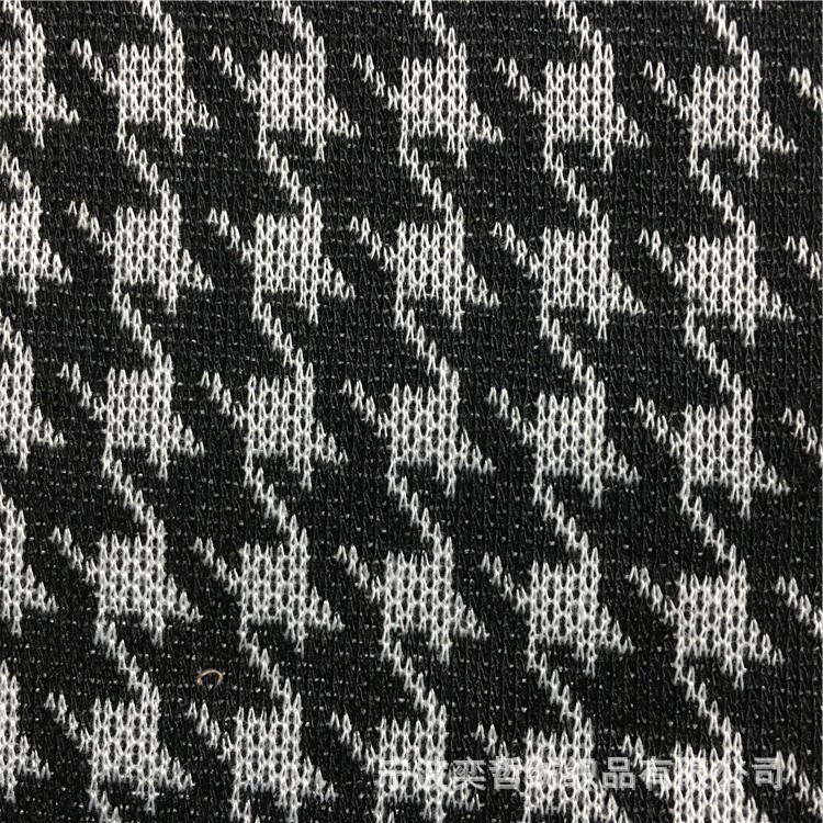 厂家供应针织彩燕子千鸟格提花布 针织女装面料