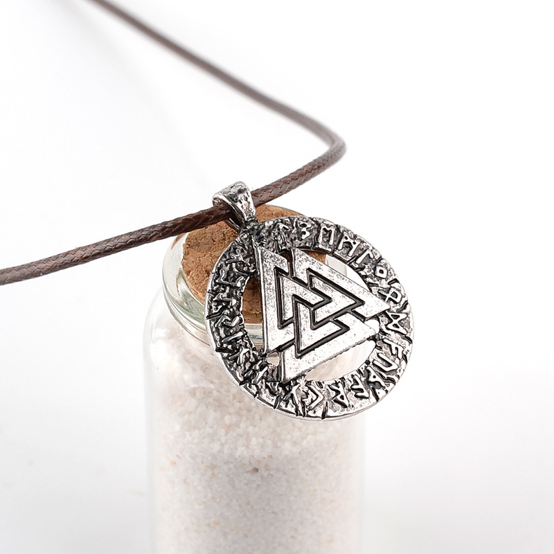Fashion retro Viking Scandinavian Clavicle Chain Geometric Triangle alloy Necklace