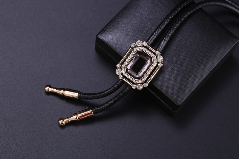 Moda coreana águila barroco polo corbata traje camisa joya pajarita collar ventas directas de la fábrica