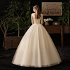 The main wedding dress 2022 new French -style shoulder -shoulder bride girl is thin forest, simple champagne color super immortal out