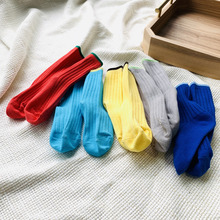 2019年新款韩版撞色抽条彩虹色男女儿童袜子