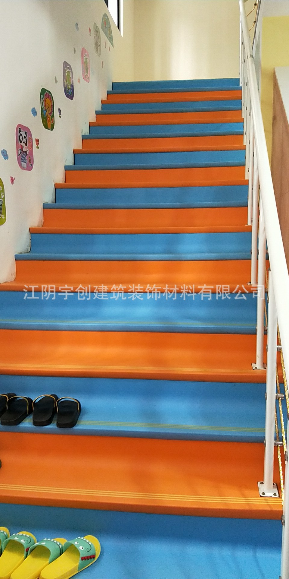 平面细条纹室内PVC楼梯踏步 室外楼梯软垫 台阶防滑条 楼梯防滑垫-阿里巴巴