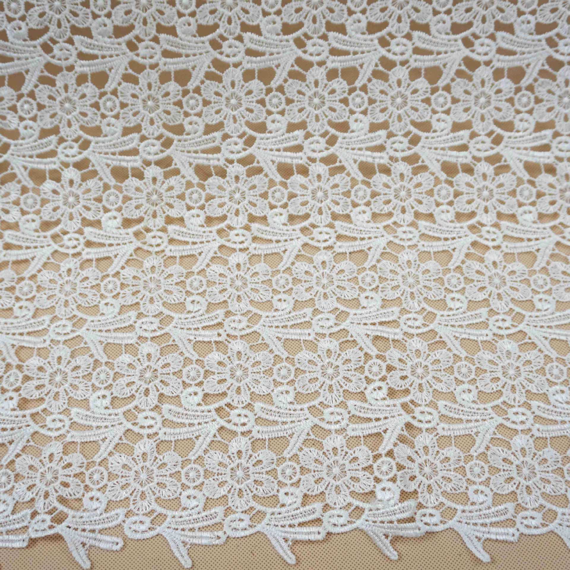 厂家直销 涤光花边爆款蕾丝花边 服装辅料 网纱刺绣花边 现货供应