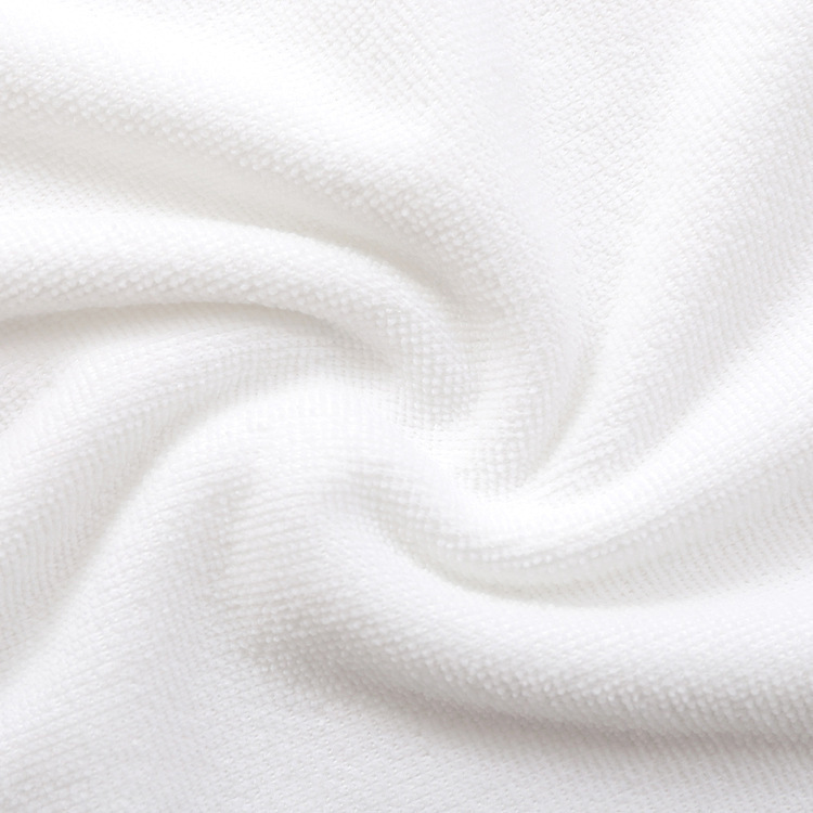 2945996017_1029737659