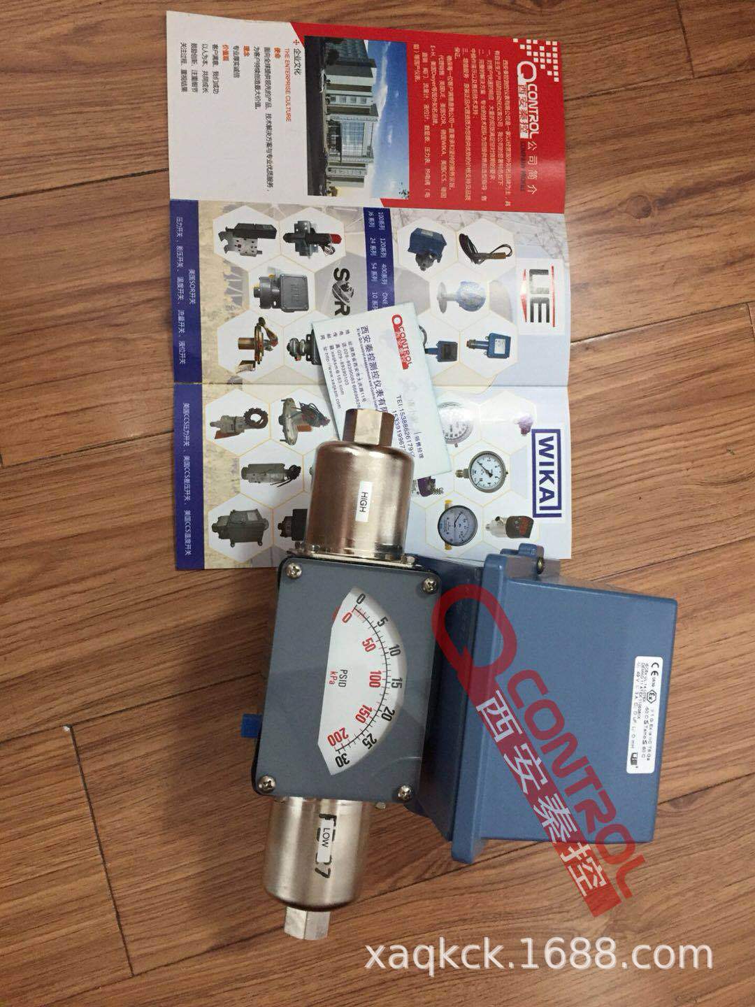 美国UE技术支持 J400K-157-M210 带差压指示的差压控制器