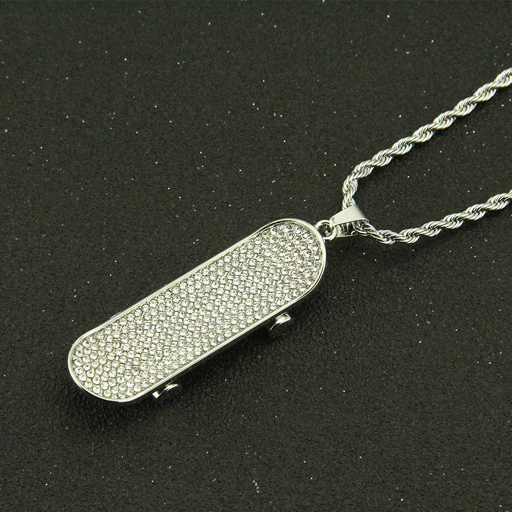 Designer style, personality, creativity, men's necklace with diamond inlay, three-dimensional skateboard pendant, trendy and fashionable accessories_voghion.com