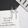 Crooked earrings, brand silver needle, internet celebrity, silver 925 sample, simple and elegant design