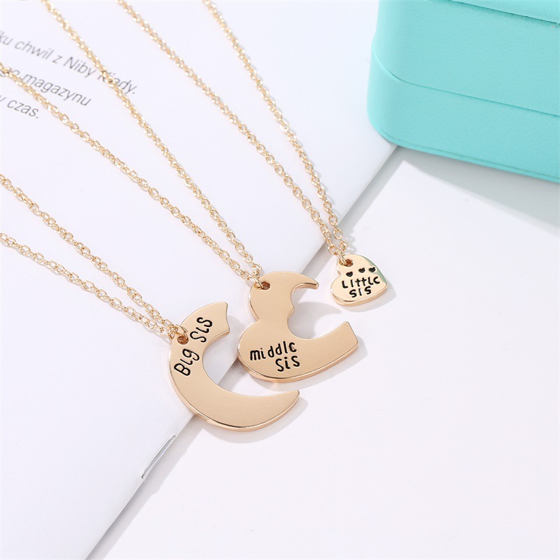 Love letter necklace three-piece large, medium and small moon heart pendant necklace