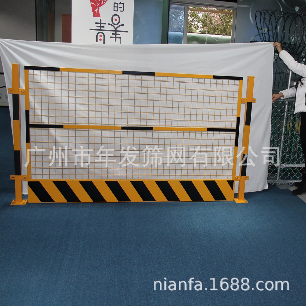 中国铁建工地基坑护栏定制  防跌落临边楼梯护栏  工地安全围挡