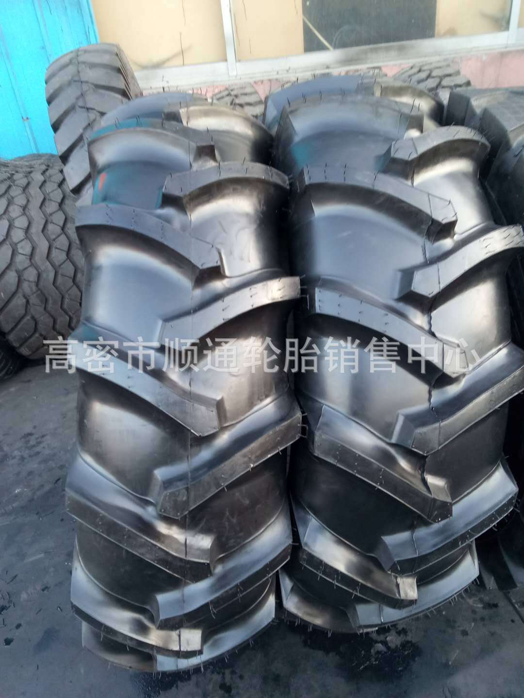16.9-34人字花纹轮胎13.6/14.9/18.4-24-26-28拖拉机轮胎