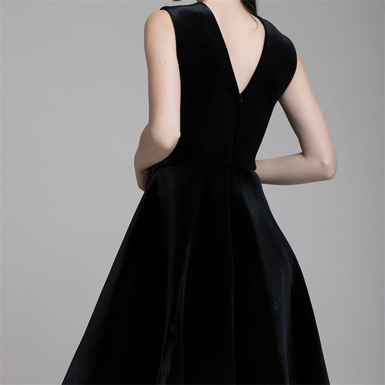 20韩国潮牌拼接太空棉无袖连衣裙丝绒光泽收腰年会正式小黑裙女