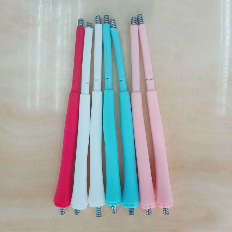 厂家直销三代挂脖式迷你风扇硅胶软管懒人静音风扇可弯曲支架套管