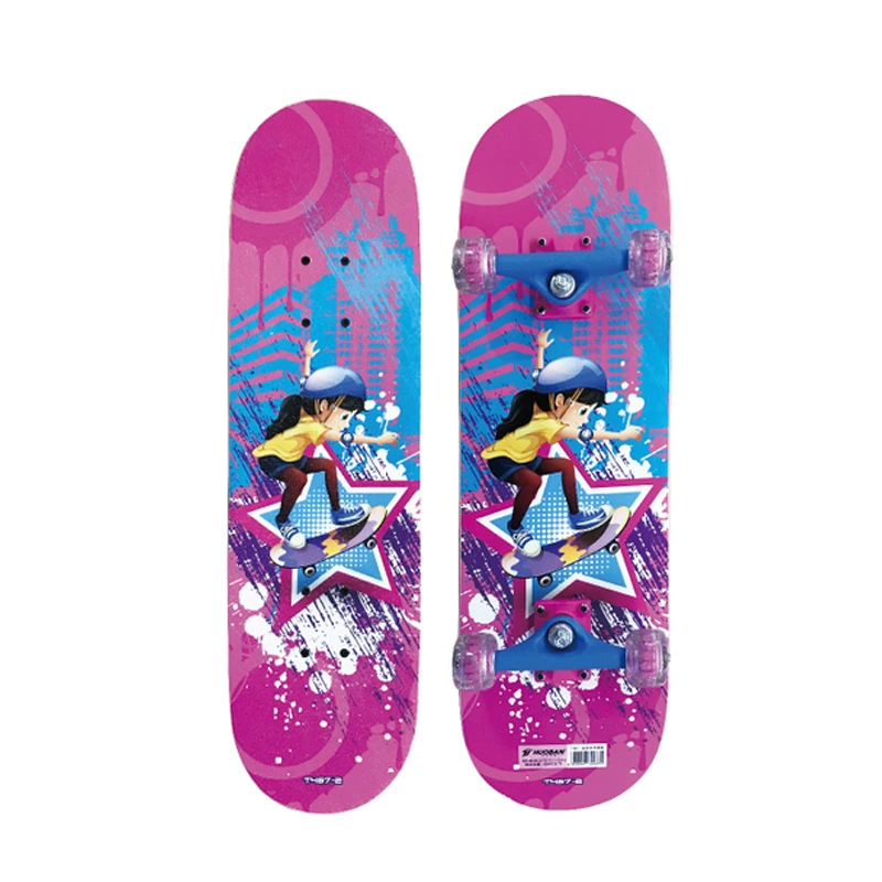 运动伙伴 Children's flashing skateboard for adults for beginners on four wheels with two curved ends, for teenagers