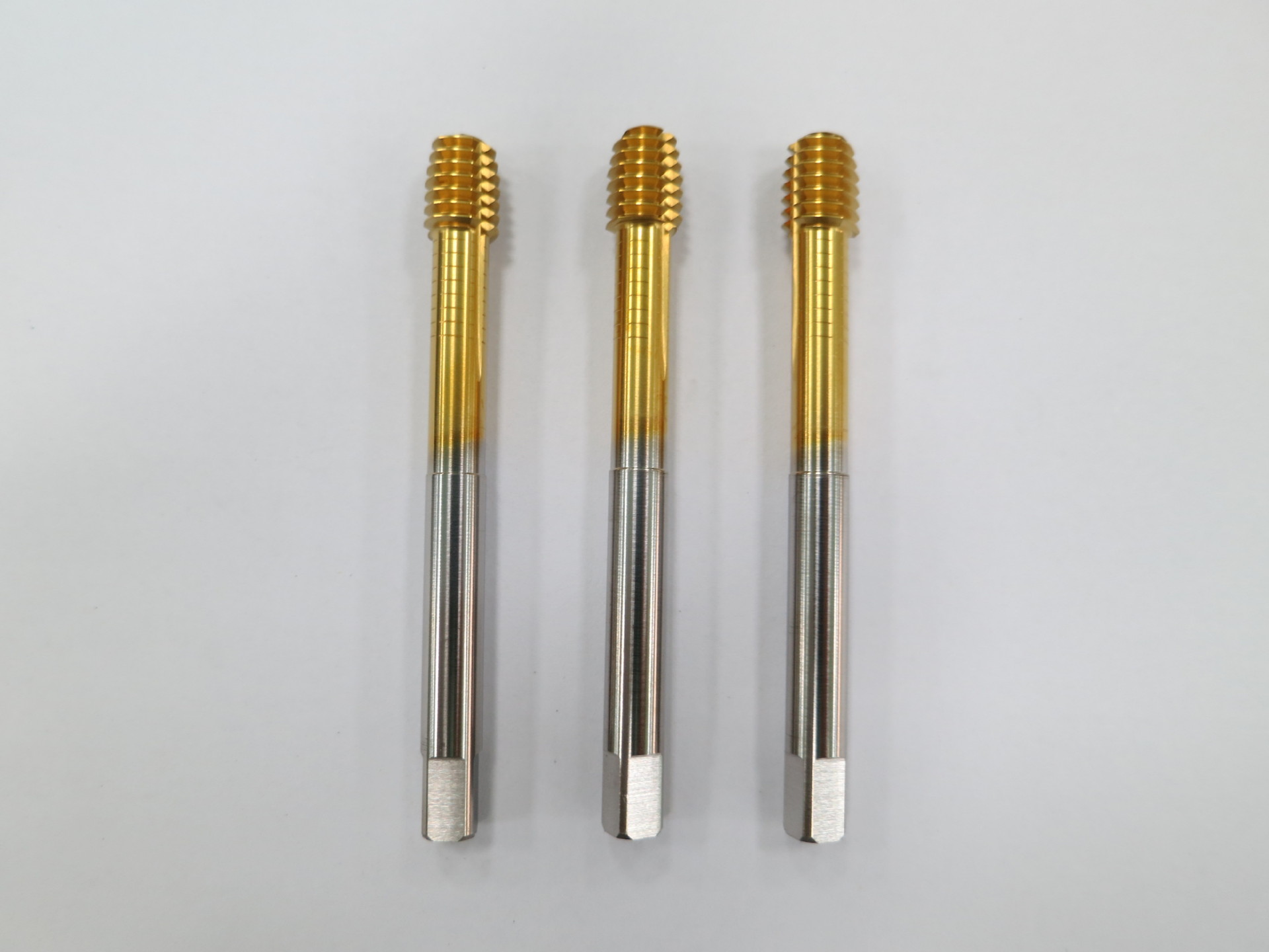 黄钛涂层加工丝锥